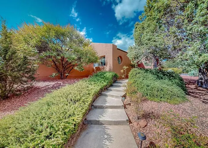 Red Rock Retreat, Pet-Friendly, Fenced Yard * Sedona